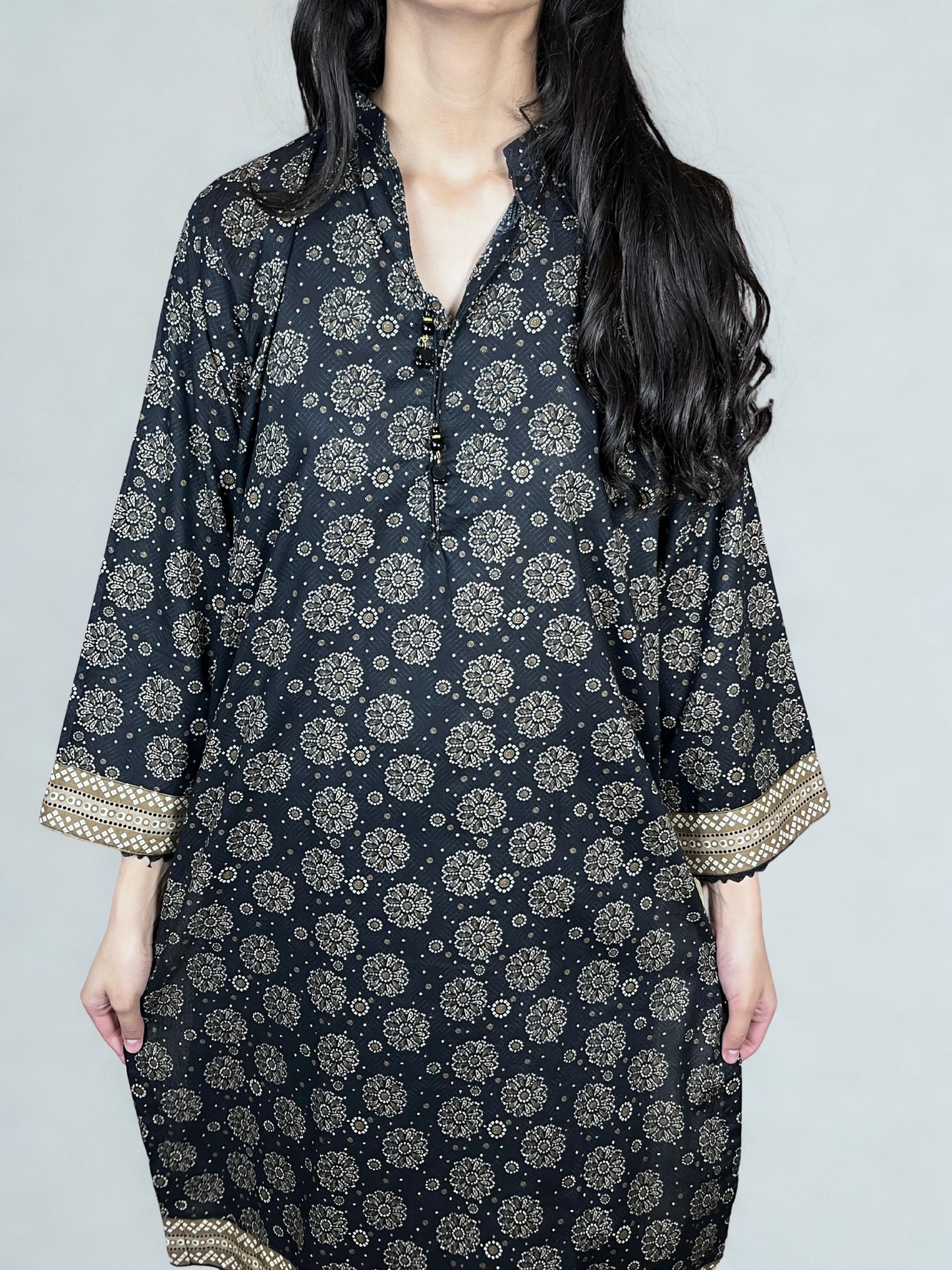 Mehtab-e-Siyah - 2pc Suit