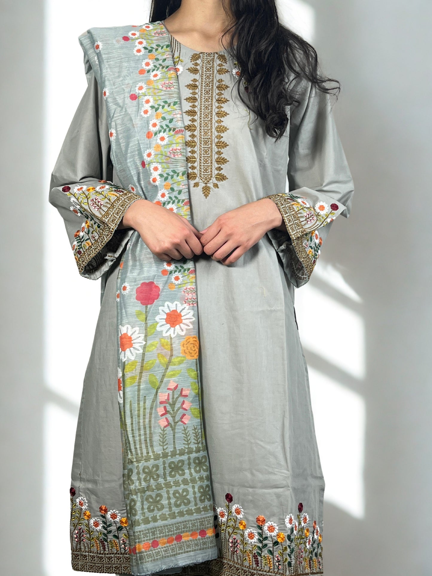 Fiza-e-Silver 3pc Suit